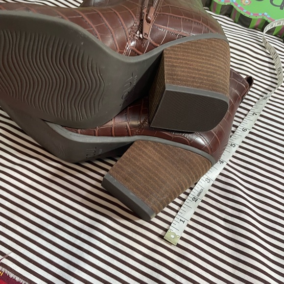 Naturalizer Heel boot - Picture 6 of 11